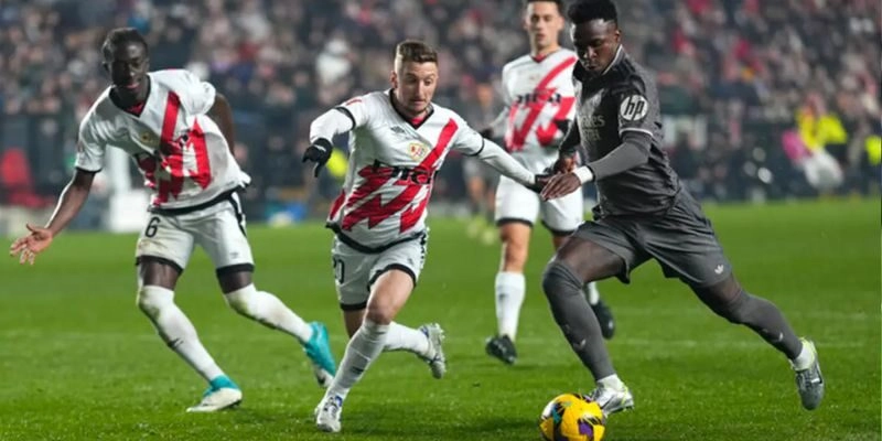 Rayo Vallecano vs Real Madrid sẽ tung ra đội hình mạnh nhất để dành lấy bàn thắng đầu